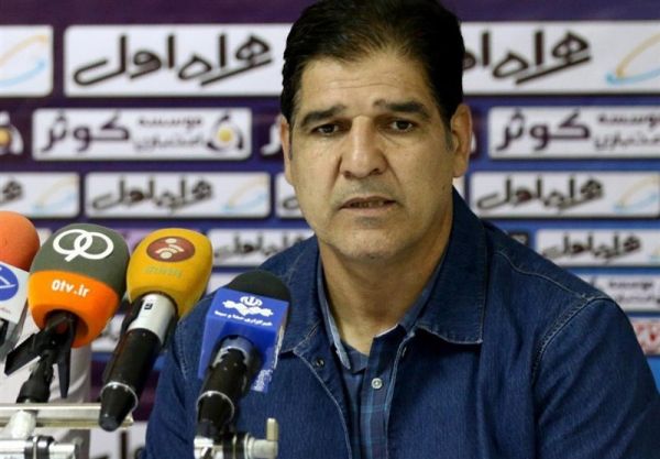 رضا مهاجری قرار گذاشته بودیم برای مراحل بالاتر جام حذفی بجنگیم مصدومیت و غیبت بازیکنان ما را نگران کرده است