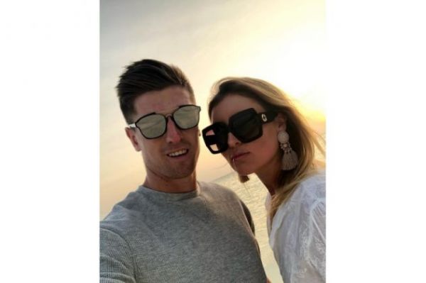 نامزد پدیده سریآ بهتر است پیراهن رونالدو را بشویم