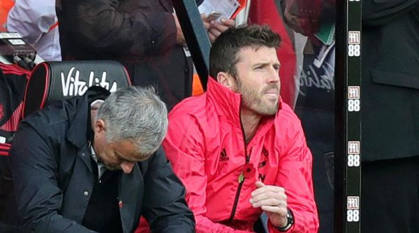  مورینیو  این شروع‌های بد منچستریونایتد موهایم را سفید می‌کند؛ من خوش‌شانس‌ترین مربی لیگ هستم