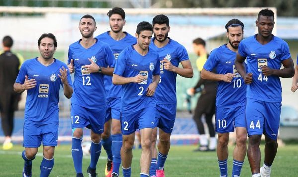  شایعه لغو بازی با پدیده در تمرین استقلال خبری از چشمی و اسماعیلی نبود