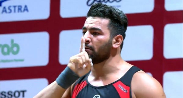 علی هاشمی دوباره قهرمان وزنهبرداری جهان شد بیرالوند برنز جهان را گرفت
