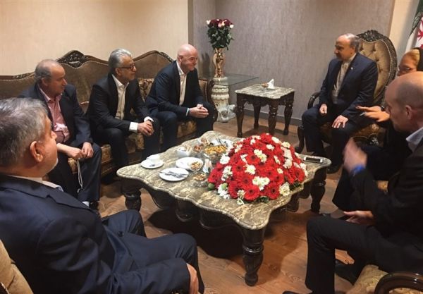 تشکر رییس فیفا برای حضور زنان در استادیوم