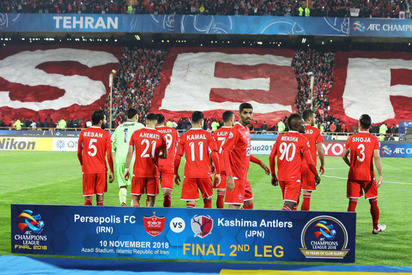پرسپولیس برای هوادارانش قهرمان است برانکو هرگز غر نزد