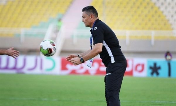  سفر استان به رومانی   به عنوان سرمربی برمی‎گردد