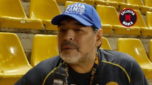 مارادونا خیلی ها می خواهند بین من ومسی دعوا بیندازند؛ رئیس رئال زبل است و بی دلیل کریس را نفروخته؛ دوست داشتم مربی رئال می شدم