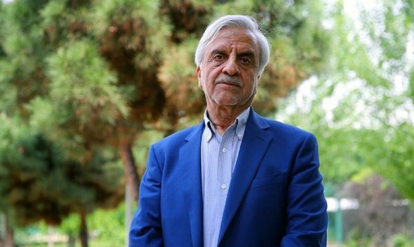 هاشمیطبا کیروش و دستیارانش، سوار بر فوتبال ایران شدهاند و قوانین کاپیتولاسیون را اجرا میکنند