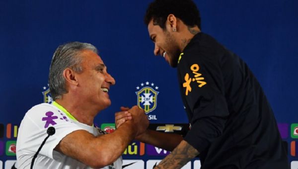  سرمربی برزیل  نیمار در حال تبدیل شدن به یک رهبر کامل است