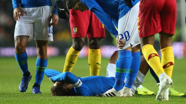 خبر بد برای پاریسی ها نیمار مصدوم شد