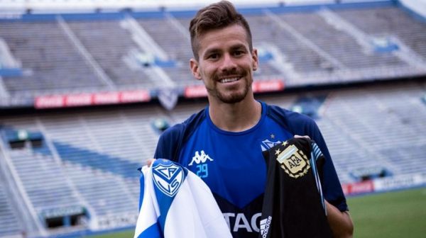 وقتی آرژانتینی ها یک بازیکن را در هتل جا گذاشتندوبه استادیوم رفتند