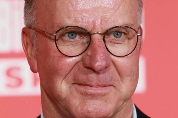 رومینیگه کوواچ دستکم تا ژانویه سرمربی بایرن است