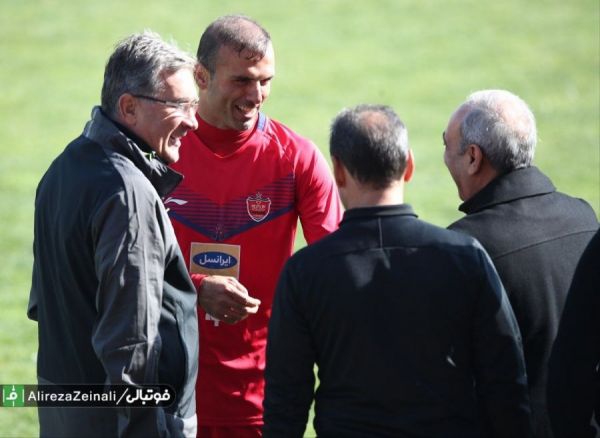 گزارش تمرین پرسپولیس؛ پاسکاری، شوتزنی، ارسال و مرور کارهای تاکتیکی استقبال گرشاسبی از تیمش + عکس ها