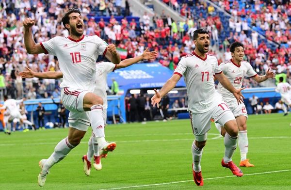 بدهی سنگین فدراسیون فوتبال به ۴ تیم ملی یک مسئول فدراسیون ادعا میکند پاداش جام جهانی به تیم ملی پرداخت شده