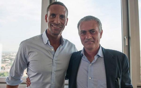 انتقاد دوباره فردیناند از مورینیو هر هفته تغییر و تغییر در ترکیب تیم جواب نمی دهد