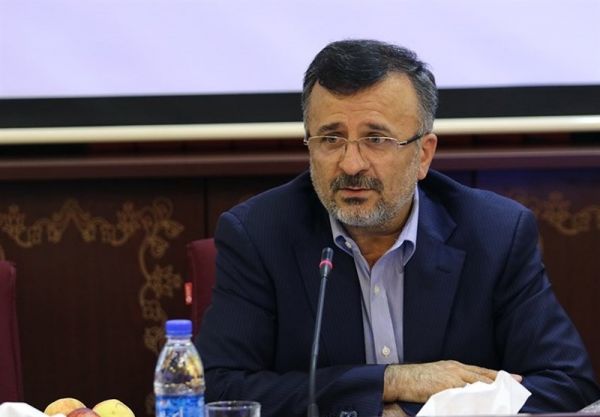 داورزنی ورزش کشور از ماده ۶۰ استفاده کرد تا تاج به کارش ادامه دهد از ماجرای سرپرستی عرب در پرسپولیس بیخبرم، هیئت مدیره باشگاه تصمیم میگیرد