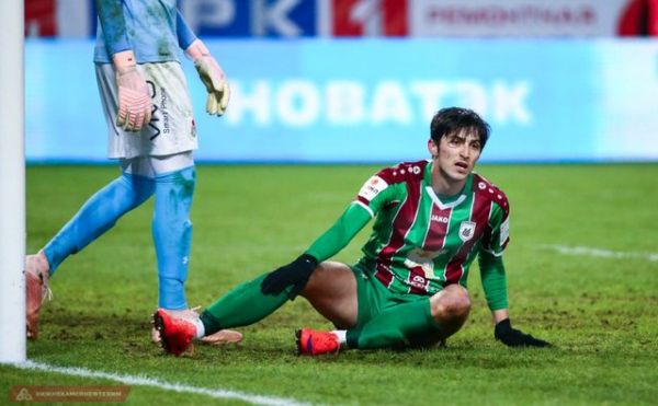  سردار آزمون سورپرایز زمستانی لیگ برتر انگلیس