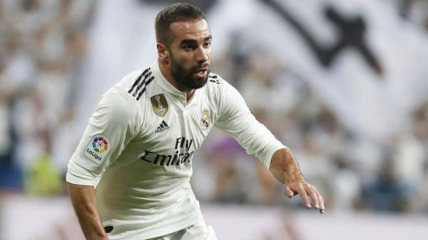  دفاع کارواخال از ایسکو مقابل سوت های اعتراضی