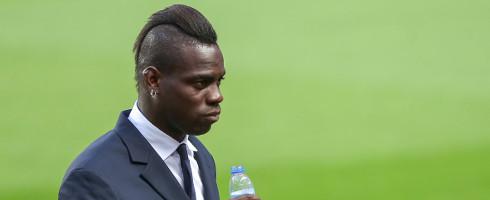 انتقاد شدید بالوتلی از همتیمیهایش