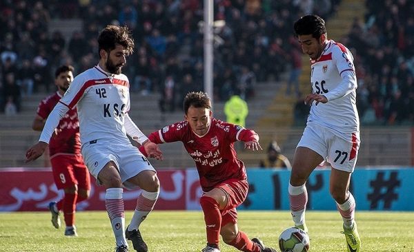  رضا میرزایی  قطبی ریزبین است و حق هیچ بازیکنی را ضایع نمی‌کند  خودمان را به بالای جدول می‌رسانیم