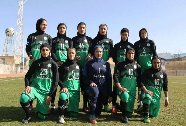  هفته چهارم لیگ برتر فوتبال بانوان  دیدار معوقه راه‌یاب ملل و آذرخش دوشنبه برگزار می‌شود