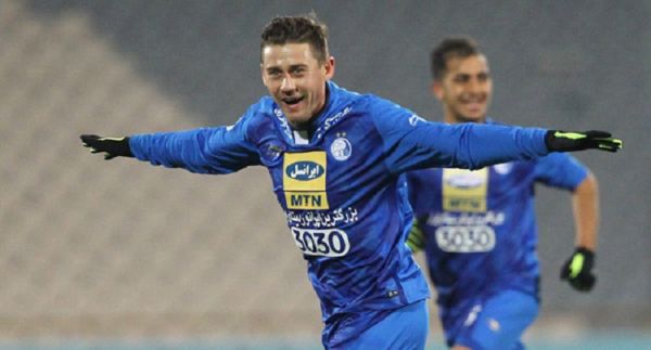 فتحی کار پیوستن جباروف به استقلال تقریبا تمام شده است