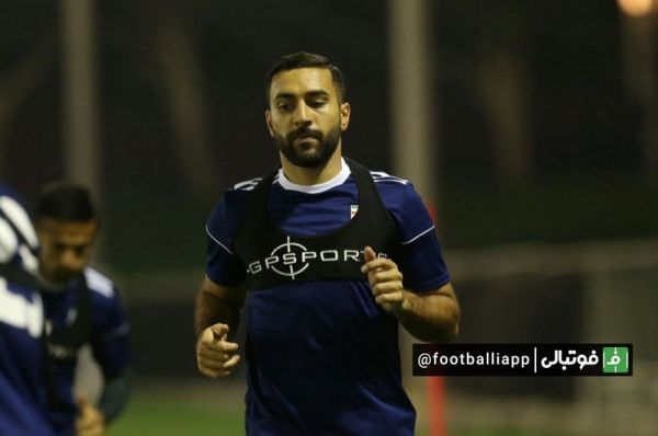  عکس نوشت  تنها ايرانى حاضر در لاشامپيونه انگيزه هاى زيادى براى درخشش در جام ملتها دارد  سامان قدوس مى تواند پديده ايران در امارات باشد اگر کی روش بیشتر از جام جهانی روسیه به او فرصت بازی بدهد