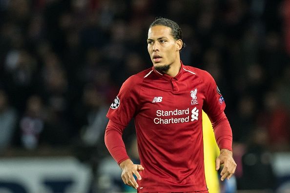 فندایک برای دفاع از صلاح سمت سوکراتیس رفتم