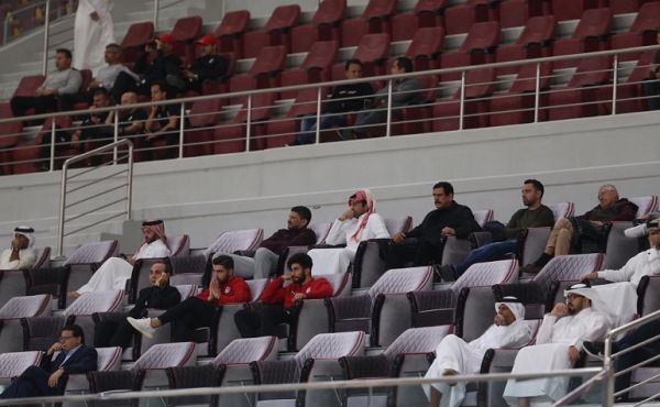  چهره های آشنا در جایگاه ویژه استادیوم محل بازی ایران و قطر  از ژاوی و علیرضا جهانبش و علی قلی‎زاده گرفته تا محمدرضا ساکت و امید جمالی عضو کمیته روابط بین الملل فدراسیون فوتبال