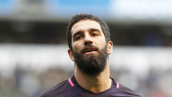  رسمی  آردا توران به باشاک‌شهیر پیوست