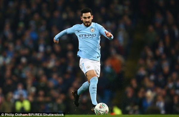 گوندوگان اوبامیانگ ضربه سختی به دورتموند زد