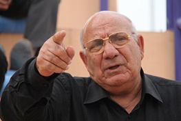 خاطرات اعجابانگیز حشمت مهاجرانی