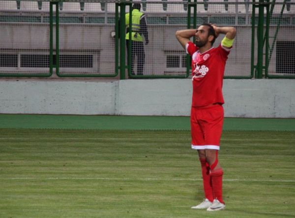 ناصحی بدشانسیهای ما همچنان ادامه دارد