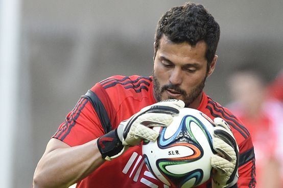  ژولیو سزار از دنیای فوتبال خداحافظی کرد