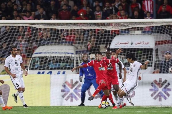  لباس آبی این بار جواب نداد