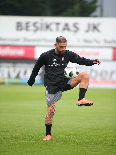  بالاخره اشکان دژاگه پا به توپ شد