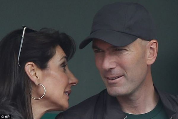  زین الدین زیدان، روزهای دور از فوتبال  عکس