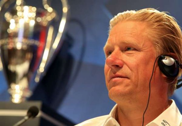  اشمایکل  نیمار هرگز برنده توپ طلا نمی شود