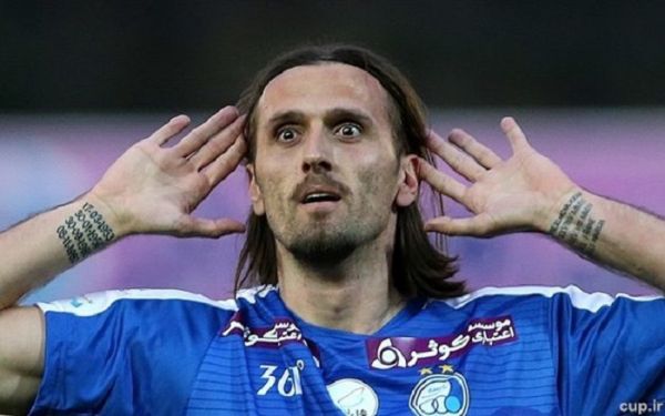 پرداخت پول پروپیچ، قسمتی جدید از میراث مدیران پیشین استقلال اجازه جدایی دادند، در فیفا هم دفاع نکردند