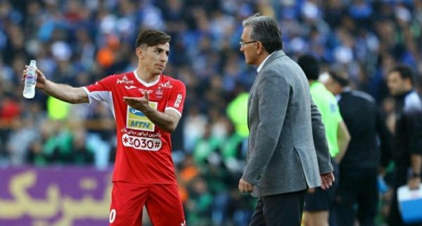 فرشاد احمدزاده مدیران پرسپولیس برای تمدید قرارداد به من زنگ نزدند