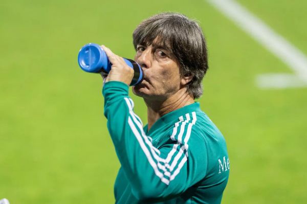 امید لوو به ستارههای جوان برای بازسازی مانشافت