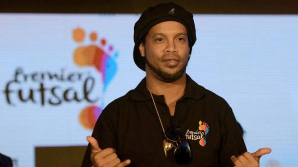 دردسر جدید بارسلونا حمایت رونالدینیو از ترامپ برزیل