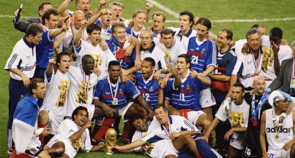 ستارگان فرانسه در جام جهانی 98 به کجا رسیدند از فروش استخر متحرک تا بازیگری و موجسواری