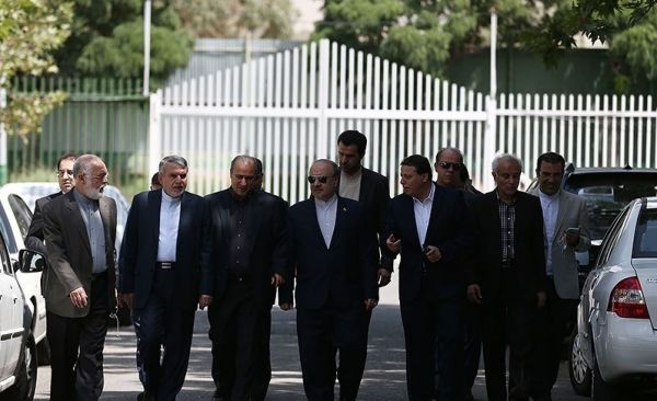 ماجرای بازنشستگی مدیران فدراسیون فوتبال، نامه به IOC و اعزام مأمور برای مذاکره با فیفا تاج به اعضای هیئت رئیسه چه گفت