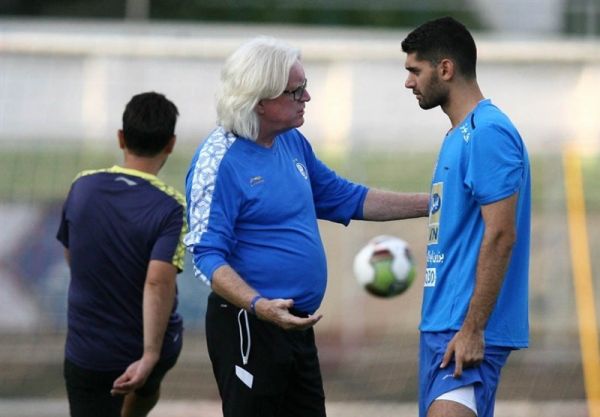  اختصاصی  استقلال خواهان تمدید قرارداد با کریمی شد