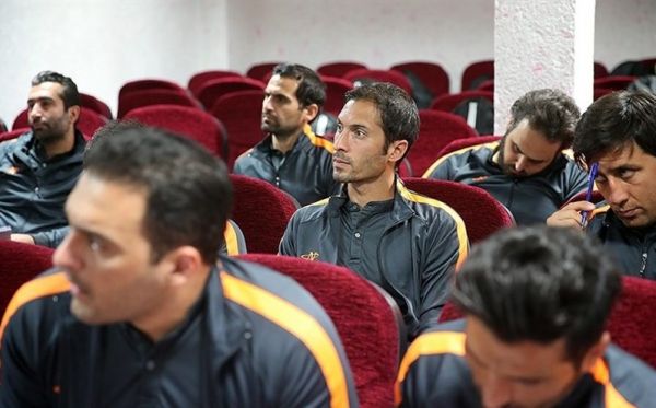  بازیکن پیشین پرسپولیس دستیار نصرتی در اکسین شد