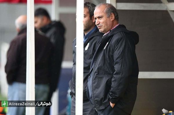 اجرای قانون منع بکارگیری بازنشستگان در فدراسیون فوتبال مشکل ساز میشود