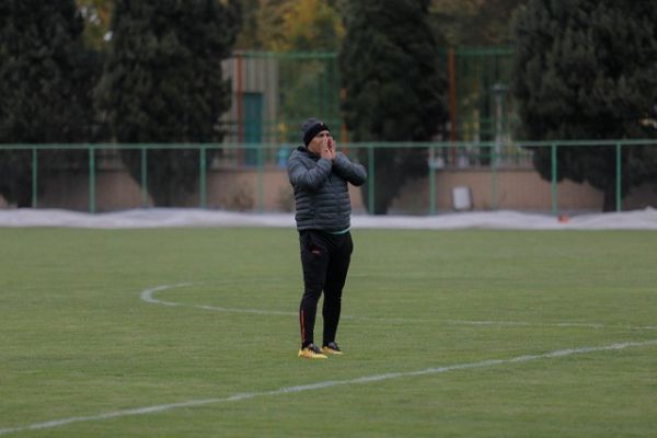 منصوریان به دنبال فراموشی روزهای تلخ عکس