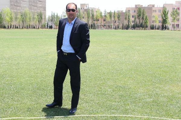  بعد از برکناری ایلی استان از سرمربیگری فولاد، شایعه شده ایگور استیماچ، سرمربی اسبق سپاهان گزینه اهوازی‎ها برای جانشینی اوست  این خبر را چند روز قبل ایران ورزشی منتشر کرده بود