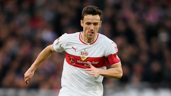 کاپیتان اشتوتگارت با وجود درگذشت پدرش، در دو بازی این هفته به میدان میرود