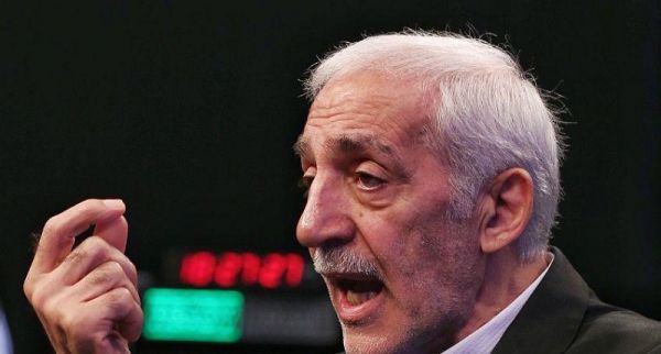  صحبتهای غیرفوتبالی محمد دادکان  اصولگرا و اصلاح طلب دنبال منابع قدرت، شهرت و ثروت هستند