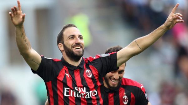  ادامه تلاش چلسی برای جذب هیگواین